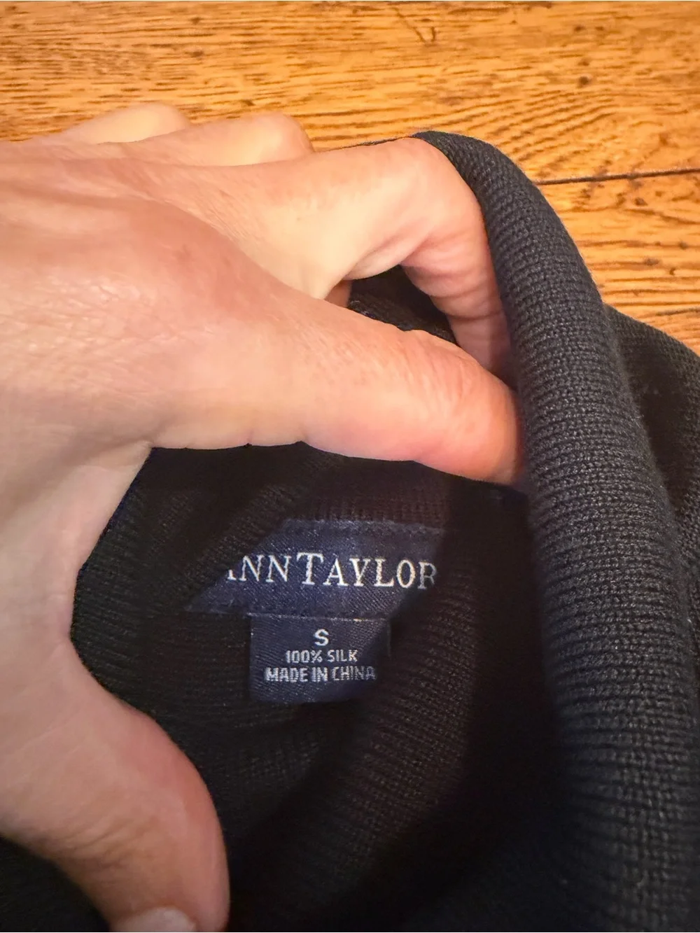 Ann Taylor silk Black Turtleneck Sweater -women’s Classic Knit